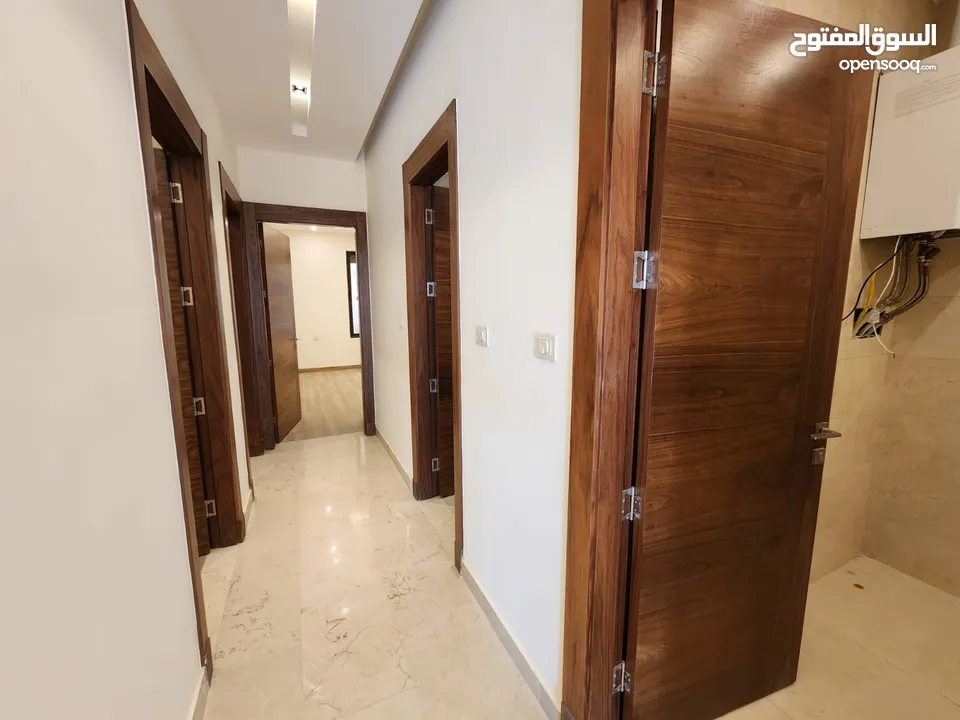 شقة ارضية للبيع في منطقة الصنوبر - ref : 14432
