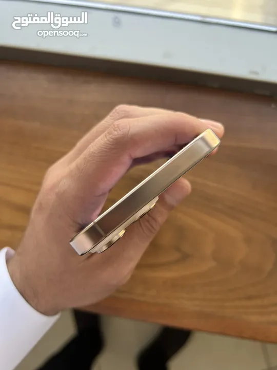 IPhone 16 pro max  مستعمل اقل من شهر