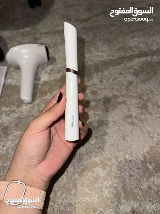جهاز ليزر philips lumea سهل الاستعمال بحالة الوكاله وبسعر مغري جدا وقابل للتفاوض