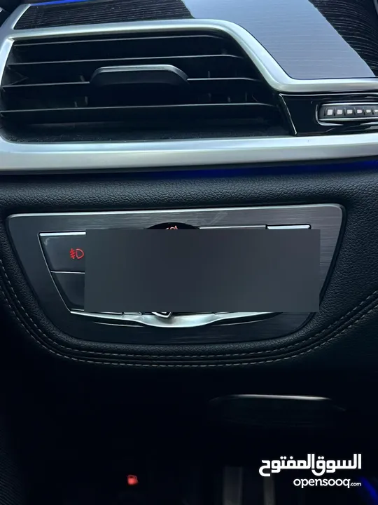 2018 BMW 740 eDrive بحالة الوكالة للبيع كاش او اقساط من المالك مباشرة بدون وساطة بنوك دفعة اولى