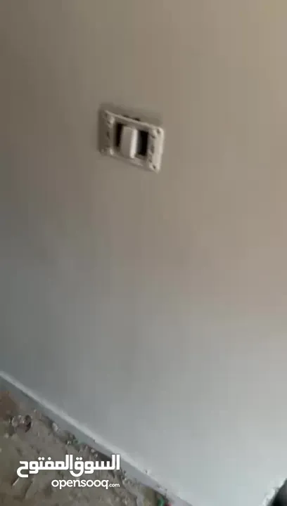 متوفر شقه للإيجار ممكن نظام عائله ومفروش وممكن الايجار بالغرفه