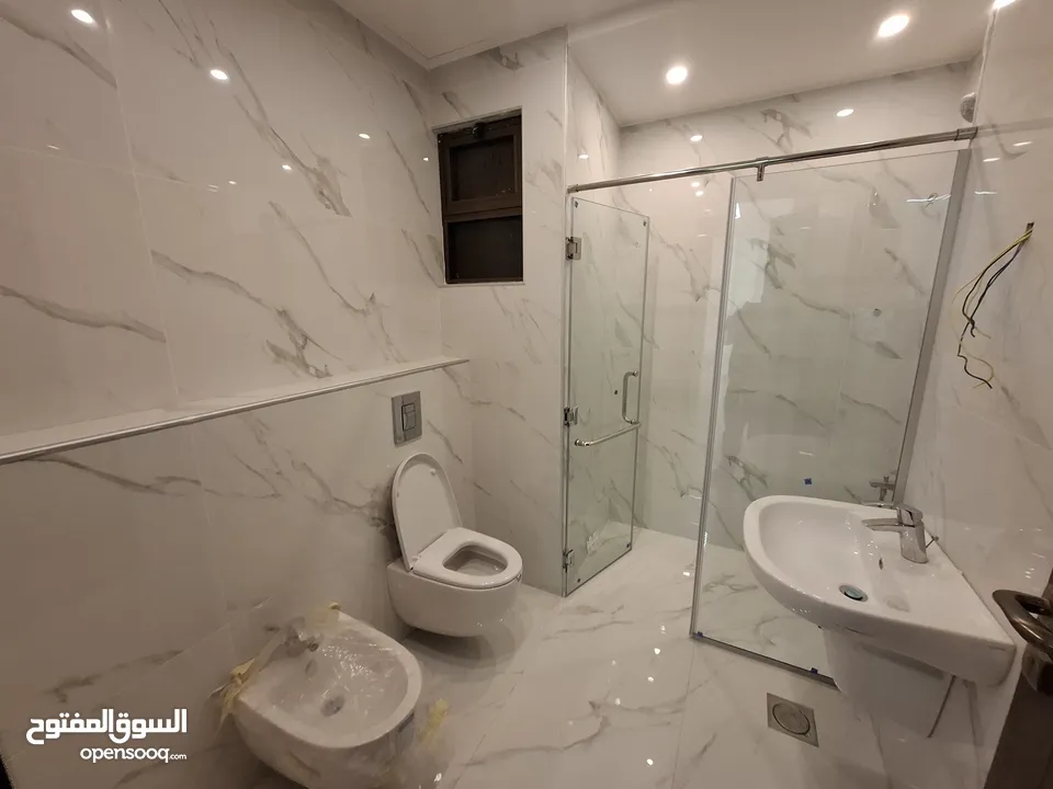 شقة شبه مفروشة للإيجار ( Property 41034 )-175106940