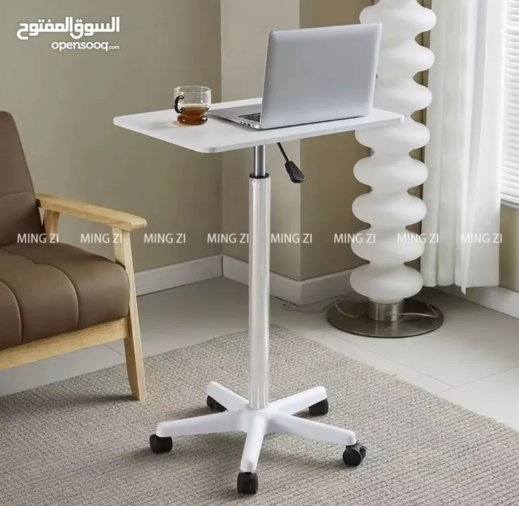 الجديد المميز طاولة صغيرة متحركة بعجلات  طاولة كمبيوتر محمول قابلة للرفع أحدث إصدار