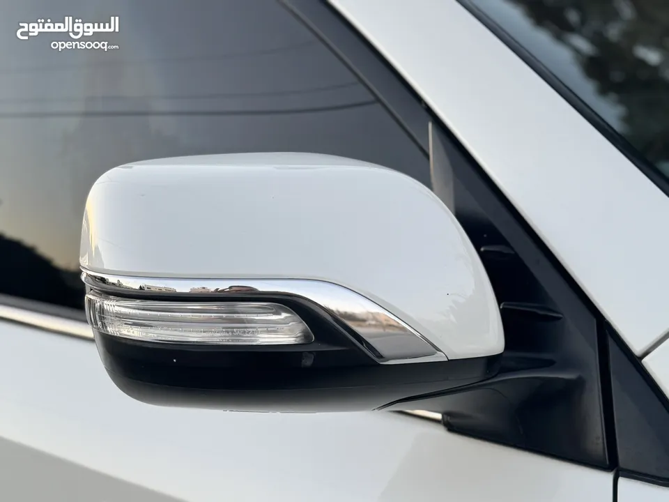 Toyota Land Cruiser 2016 Gx-r 5700CC V8 بحالة الوكالة الفحص: 7 جيد بدون ملاحظات