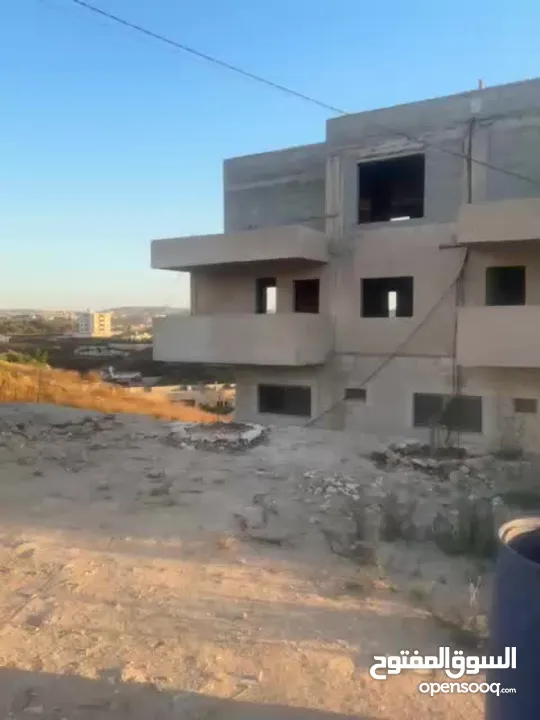 شقة عظم للبيع في الجابريات بناء جديد