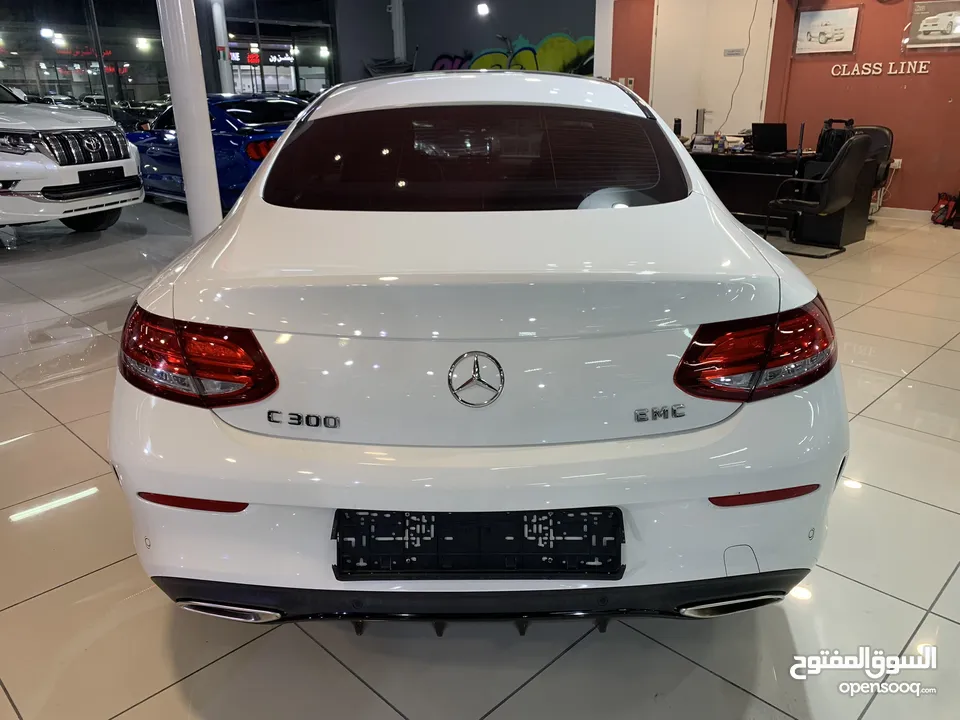 مرسيدس C300 Coupe  موديل 2017 خليجي فل اوبشن بحاله ممتازه