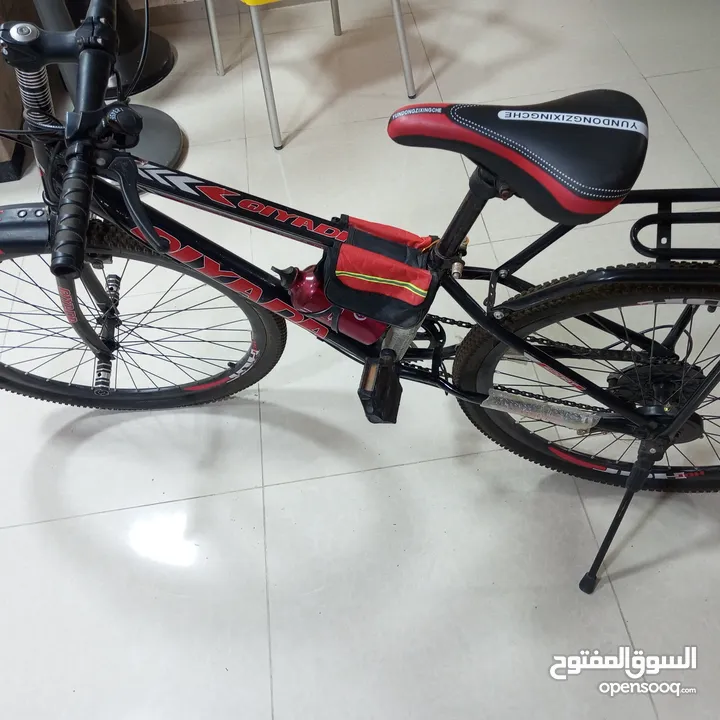 بسكليت استعمال خفيف كما موضح بالصور جنط 26 سبعه غيارات خلفيه