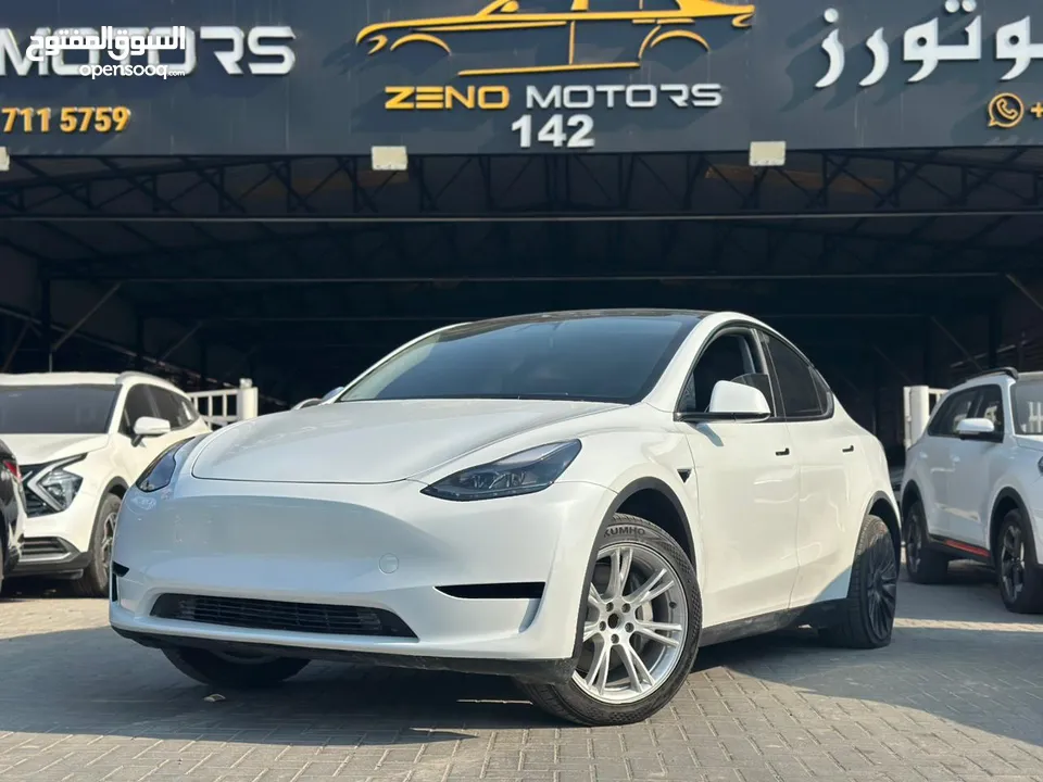 TESLA MODEL Y LONG RANGE 2024