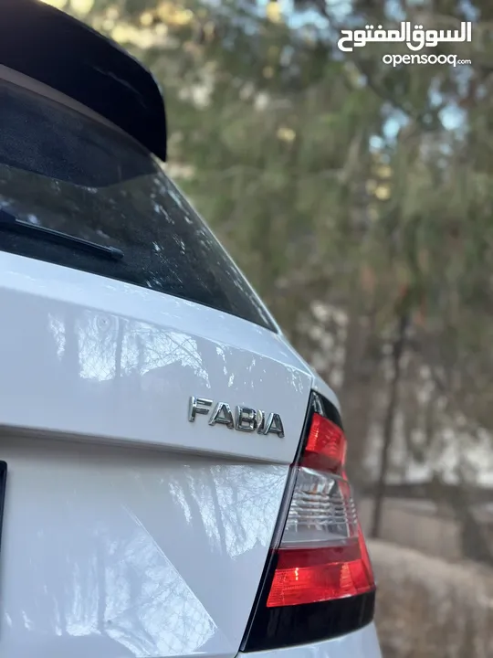 للبيع بدفعه 20 وشكات داخل بيت لحم او البدل سكودا فابيا 2015 بويه شركه