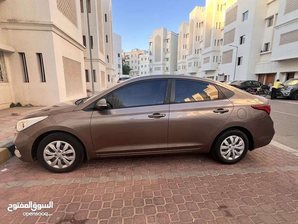 Hyundai Accent,2018 mdl,127000km,1.6cc, RO 3100