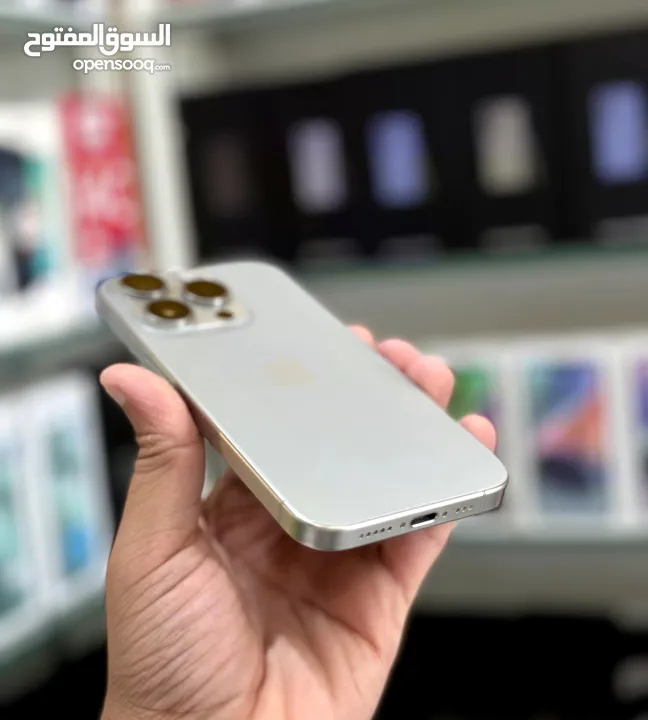 عرض خااص : iPhone 15 pro 128gb مع ضمان أبل هاتف بحالة الوكالة مستخدم فترة بسيطة مع هديا و ملحقات