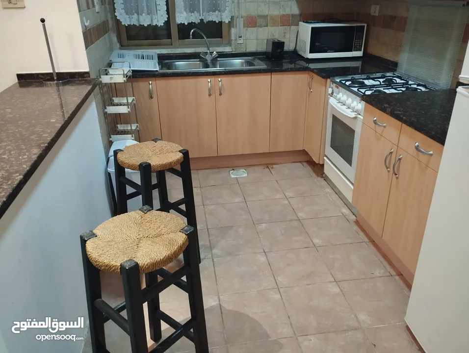 شقة مفروشة للبيع عبدون