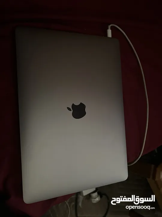 MacBook Pro (13-inch, 2016, Two Thunderbolt 3 ports) - Technical Specifications