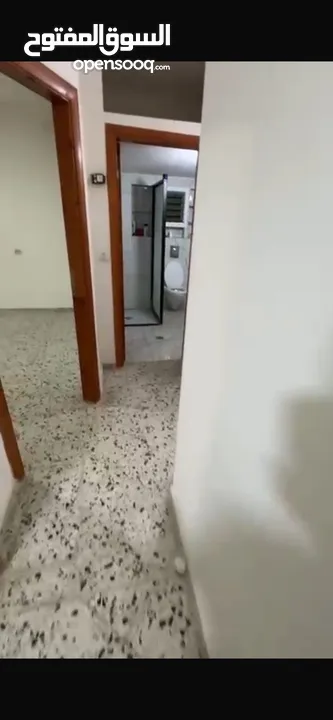 شقة لإيجار في منزل وليس إسكان