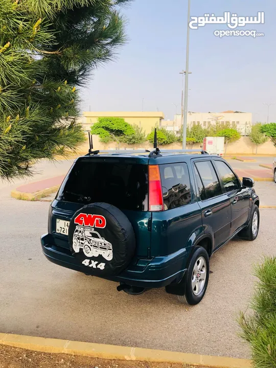 جيب هوندا crv بحالة الوكالة بسعررر مغرررري  السعر 3650 موديل 1998 لون اخضر زيتي  دهان نضيف  بحاله ال