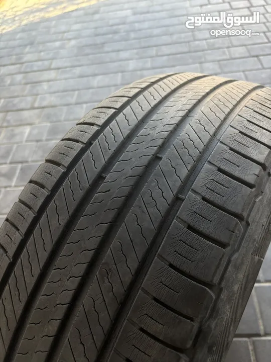 Used tires Bridgestone and Michelin (Nissan patrol - vtc)