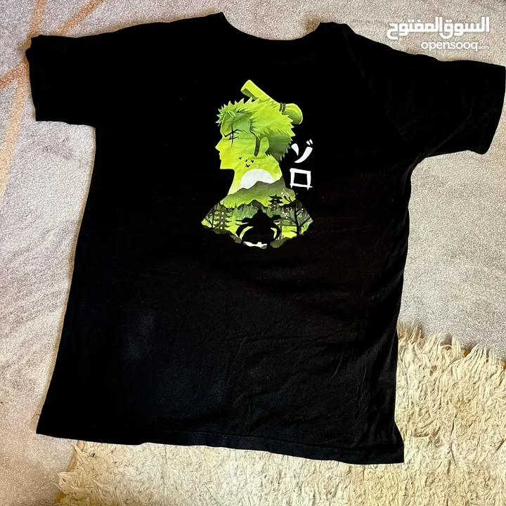 بلوزة أنمي one piece شخصية زورو. حجم لارج. مناسبة للجنسين. بلوزة صيفية