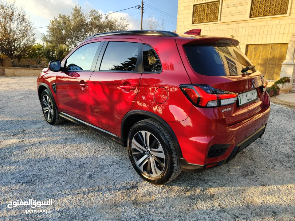 الوحش الياباني الفخم والانيق Mitsubishi ASX  2022 باللون المميز وبوضع الشركة