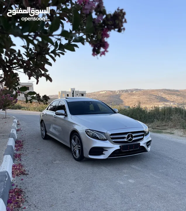 ‎‏E200  ‏ᄉ Mercedes-Benz ‏‎2017