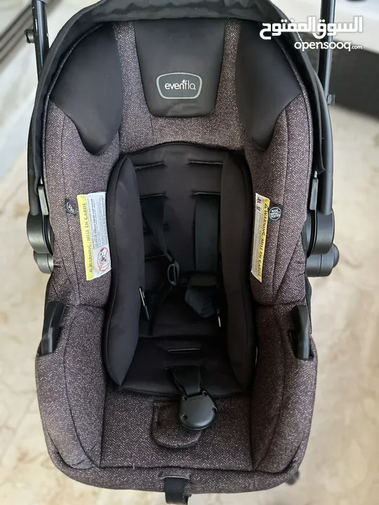 Stroller evenflo pivot with car seat