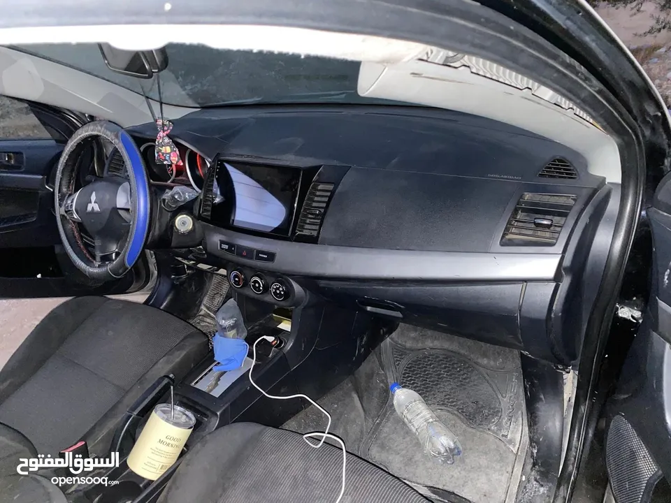 متسبيشي لانسر 2012