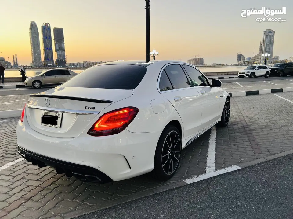 مرسيدس C300 عليها كت C63 وارد امريكي 2021 سياره ارباكات وكالة