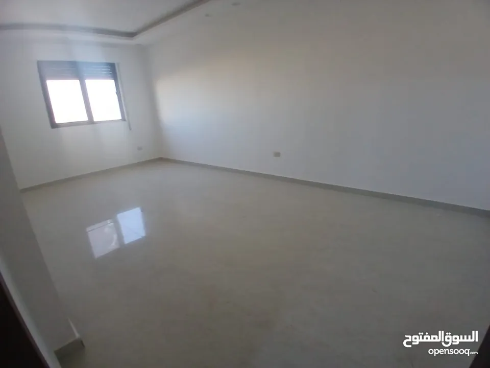 شقق مميزه سوبر ديلوكس عماره جديده خلف مطعم عرب قرب الجامعه للايجار مفروشه او غير مفروشه بعقد سنوي