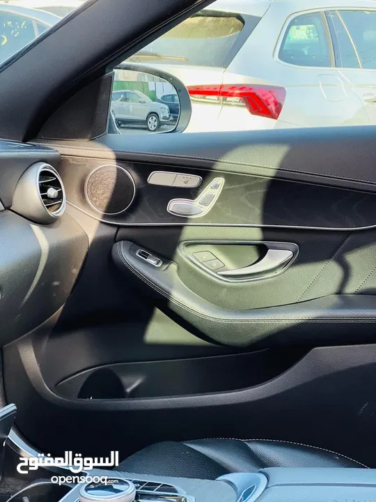 سياره مرسيدس C300