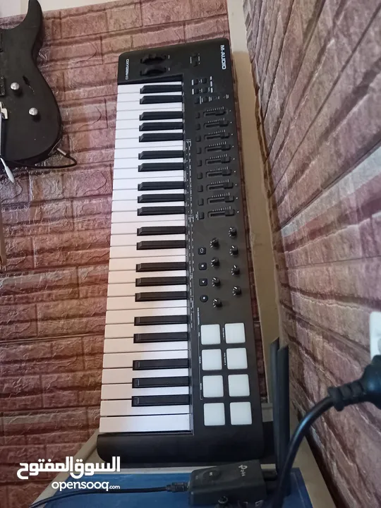 midi keyboard m audio oxygen 49 mkv اورج      usb with converter to usb cميدي