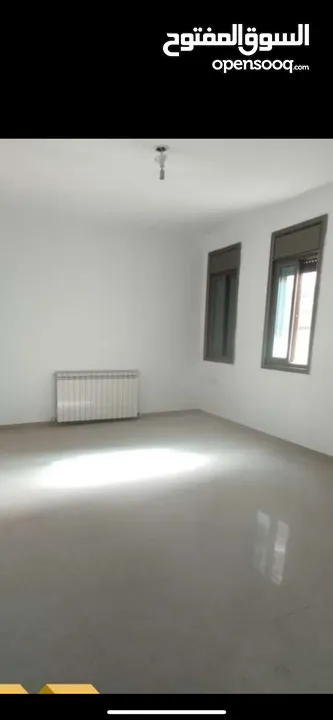ثلاث غرف نوم غير مفروشة للايجار البالوع