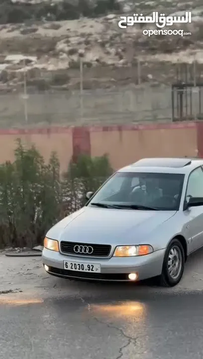 اودي A4 2001