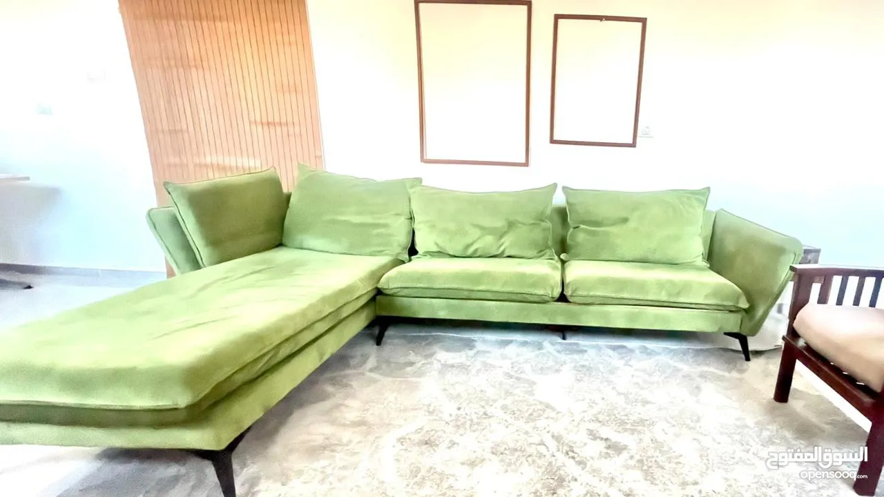 جلسة لغرفة المعيشة و غرف الشباب