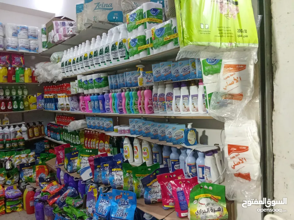 محل للبيع الزرقاء