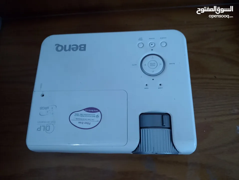 بروجكتر داتا شو