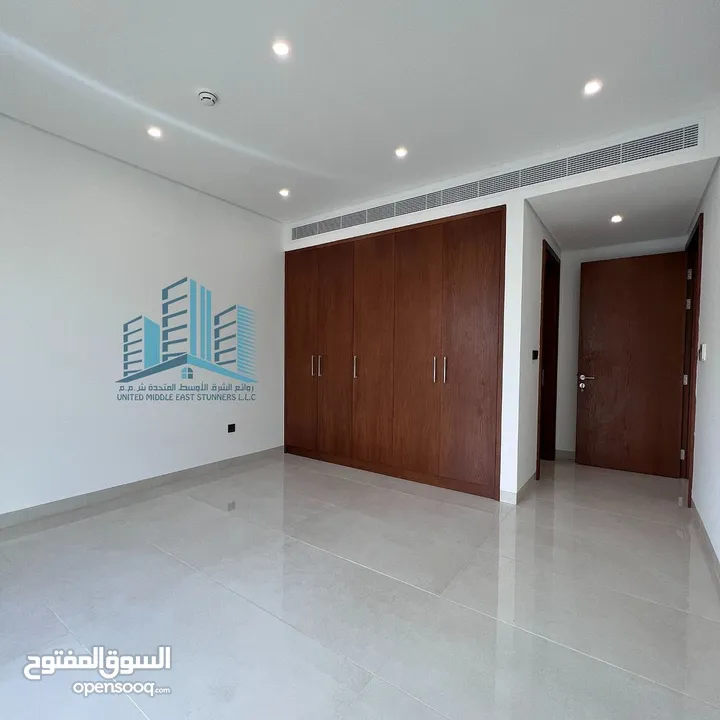 BRAND-NEW 2 BR APARTMENT / شقة جديدة أول ساكن في الموج