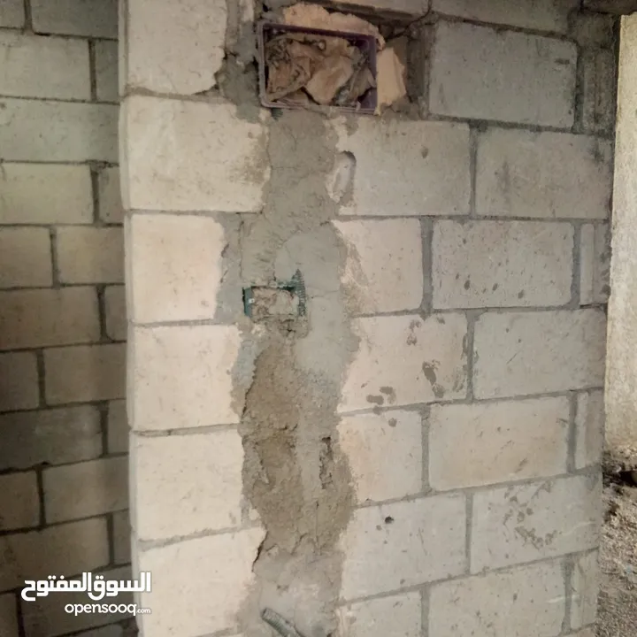 الكهربائي حمزه ابو راشد (اربد).صيانه وتأسيس منزلي 1فاز و صناعي 3فاز خدمه 24 ساعه افضل جوده