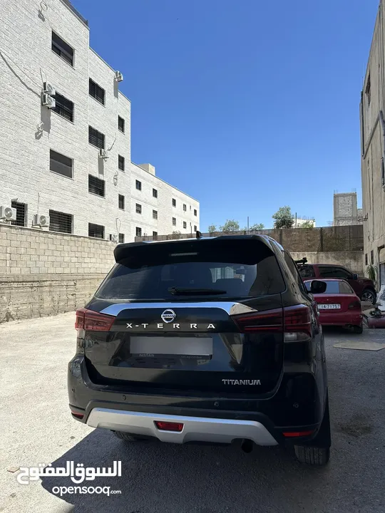 نيسان اكس تيرا 2023 للبيع