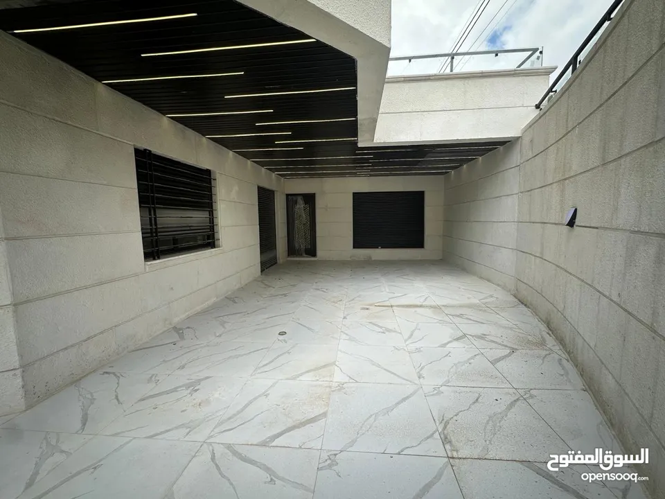 Apartment for Sale in Um Al Summaq ( Property 42786 )-174787211