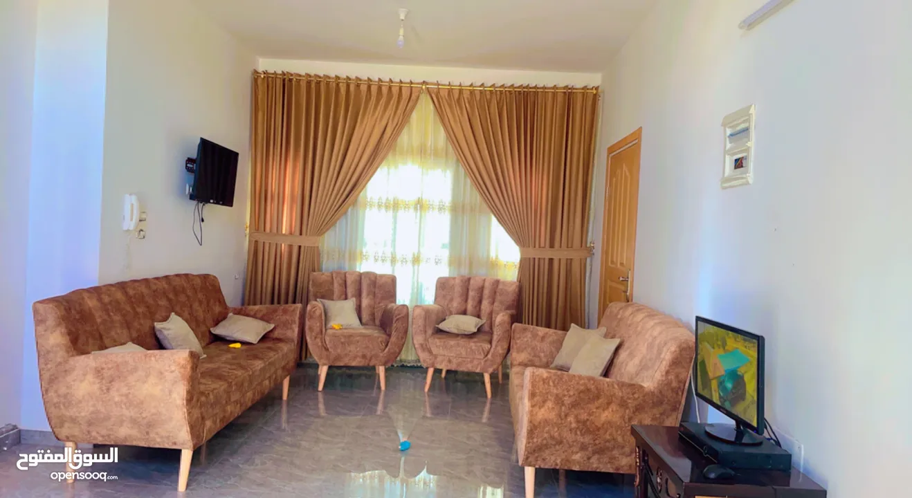 بيت مستقل للبيع