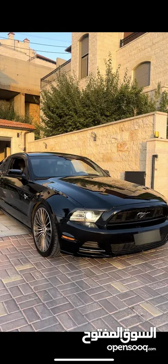 Ford mustang 2013  جير عادي