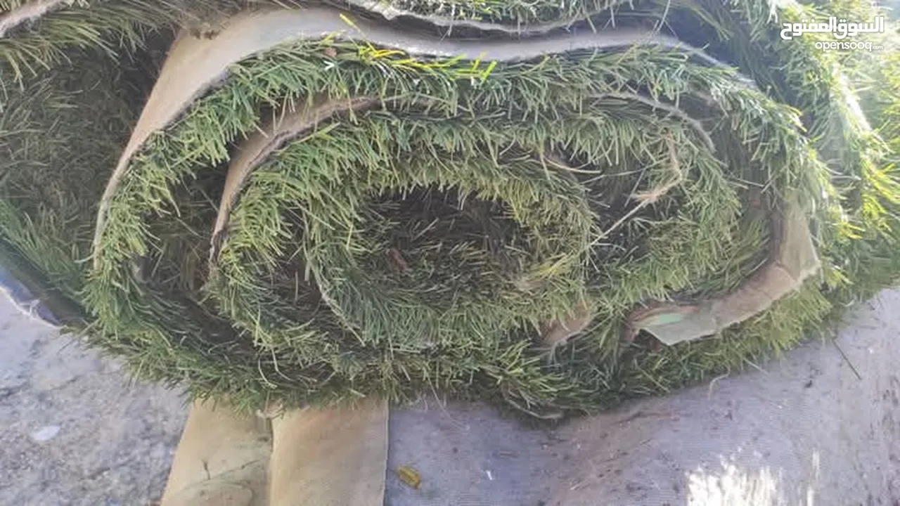 عشب صناعي للبيع