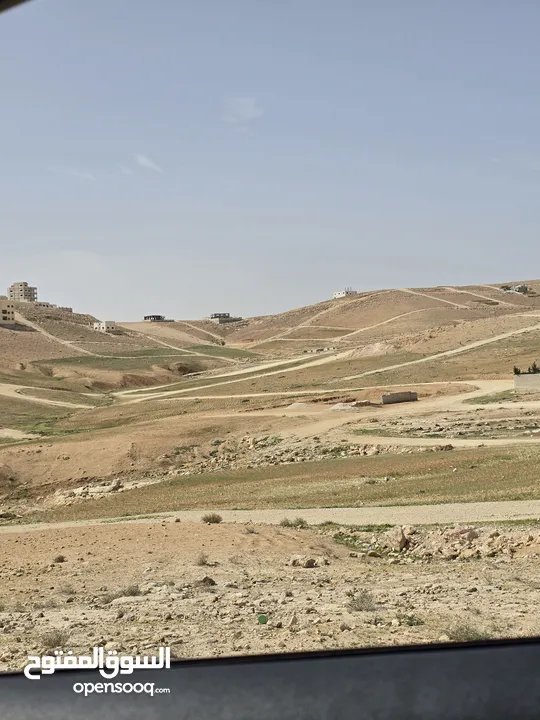 أرض على شارع المية ممر عمان التنموي للبيع