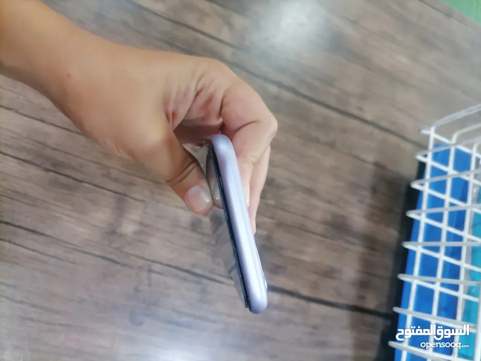 ايفون 11 للبيع أو للبدل
