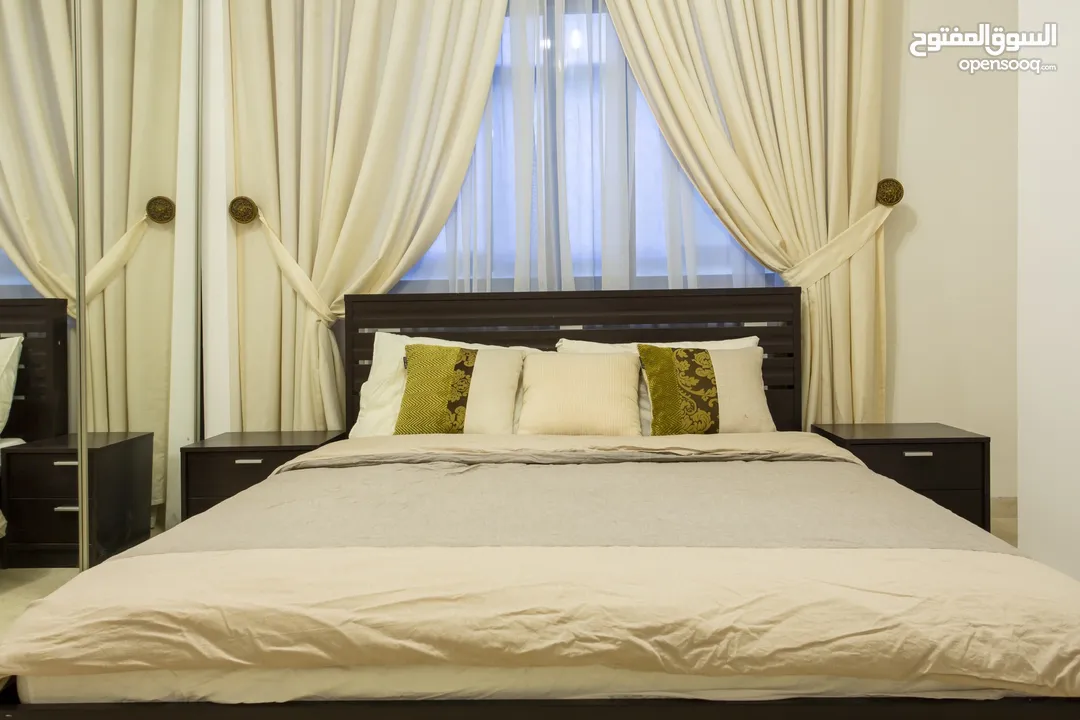 شقة طابقية 3 نوم فاخرة في الدوار الخامس / ام أذينة  5th Circle / Om Othaina  Luxury 3-Bedroom Flat