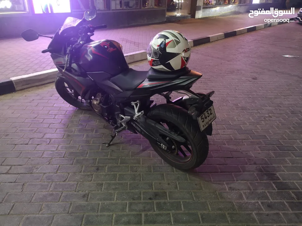 honda CBR500R 2019