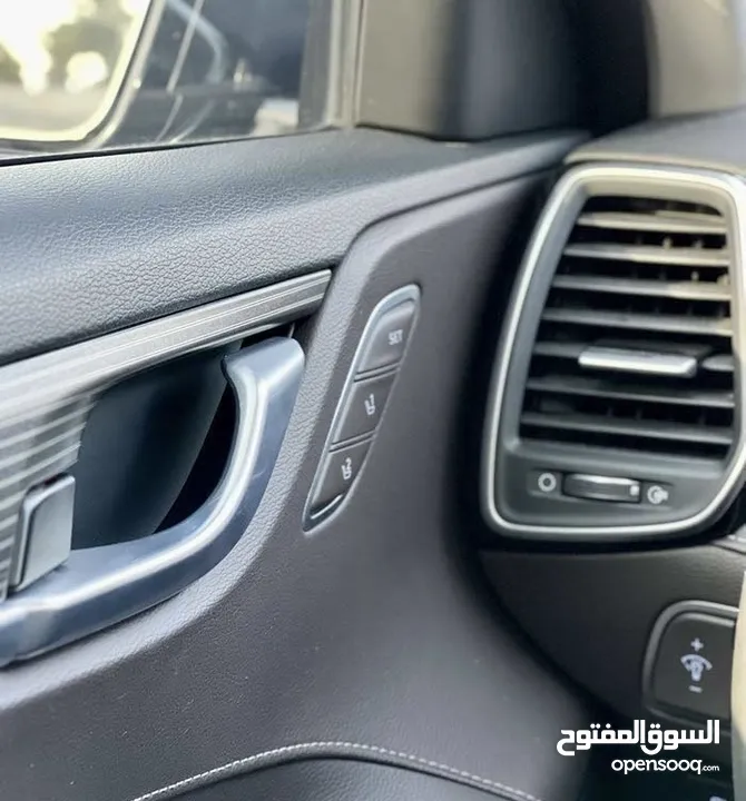 هيونداي ازيرا 2019 فل كامل اعلى صنف فحص كامل بحالة الوكالة