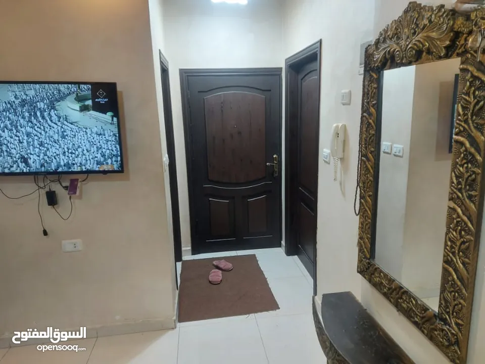 شقه / للبيع //جبل الزهور