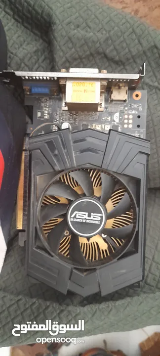 كرت شاشه 750 ti مكسوره قطعه في المروح بس المروحه ماشيه  لا تؤثر في شيء  في مجال في السعر اقرأ الوصف