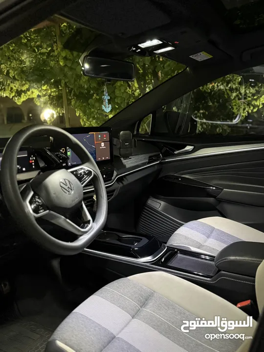 Volkswagen ID.4 Crozz Pure+ ترخيص جديد سنه كاملة + فحص كامل + ممشى قليل