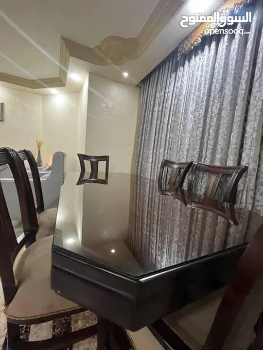 طاولة سفره للبيع